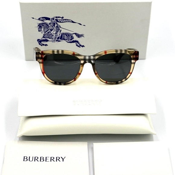 Burberry Sunglasses Plaid Frame Smoke Lens OBE4432U 412287 54-17-140 NWT - Picture 10 of 15